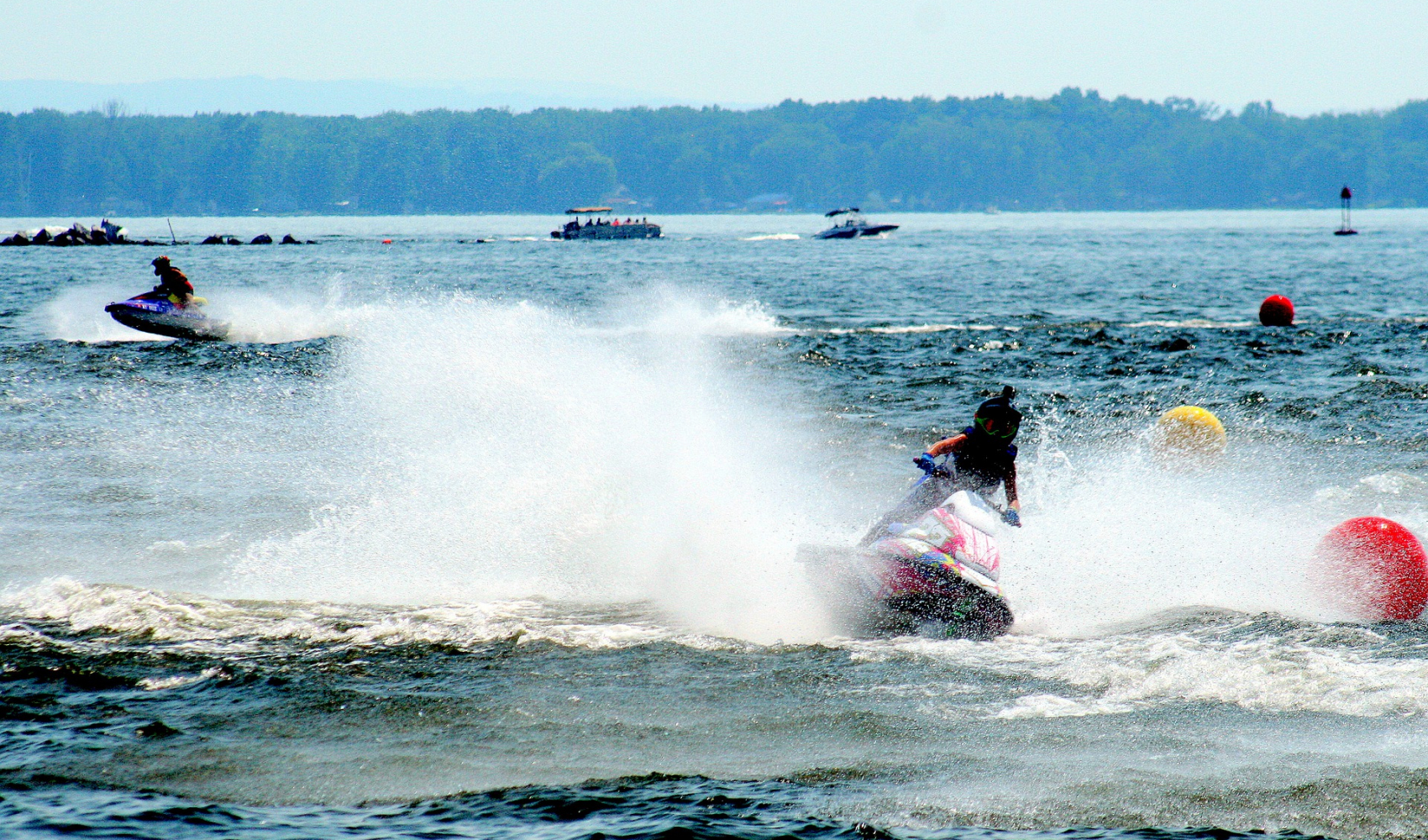 jetski-g085578d30_1920