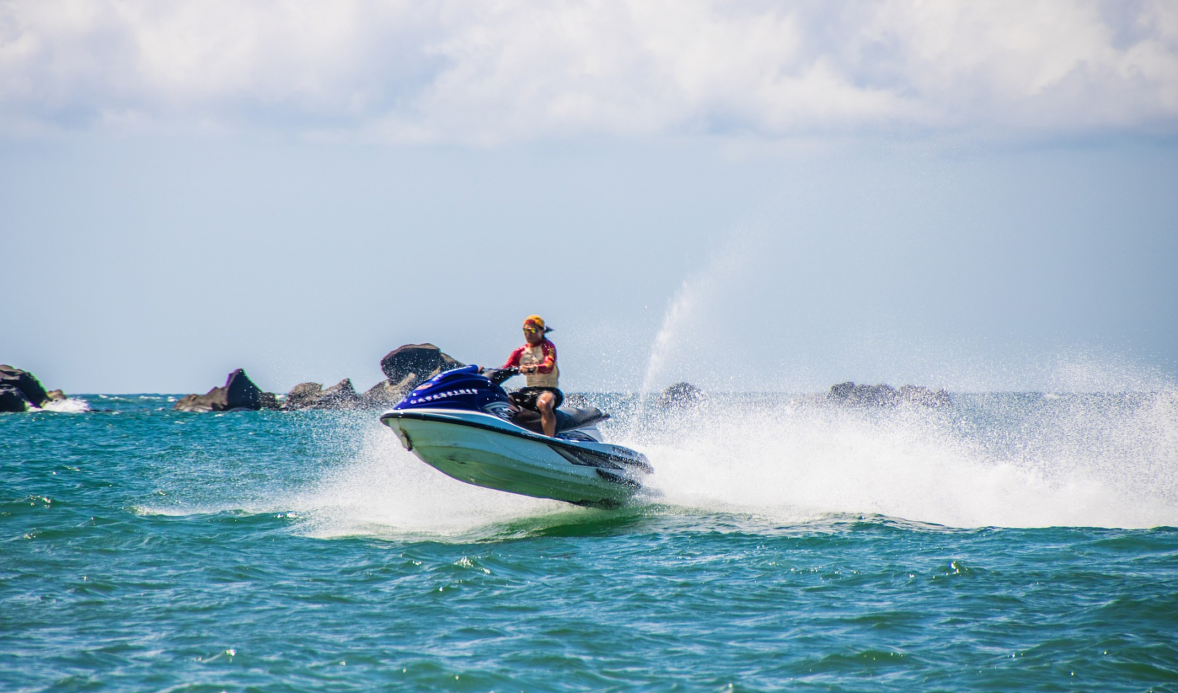 water-activities-gba5b11422_1920